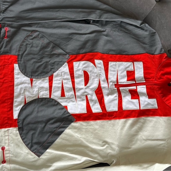Disney Embroidered Marvel 1/4 Zip Jacket. Cotton, Colour-block, Unisex - Picture 3 of 9